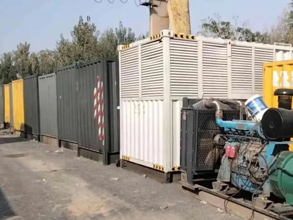 句容200KW柴油发电机机组每小时油耗是多少？